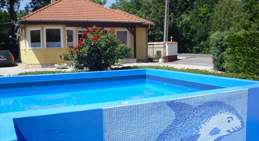 Отель Tulipan Bungalow Camping Resort