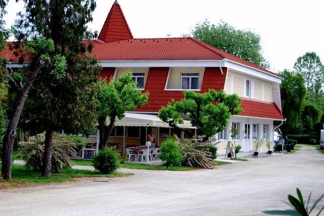 Мини-отель Lenti Castrum Termálkemping és Panzió