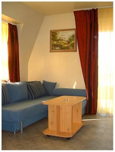 Отель Apartman Hotel Sárvár