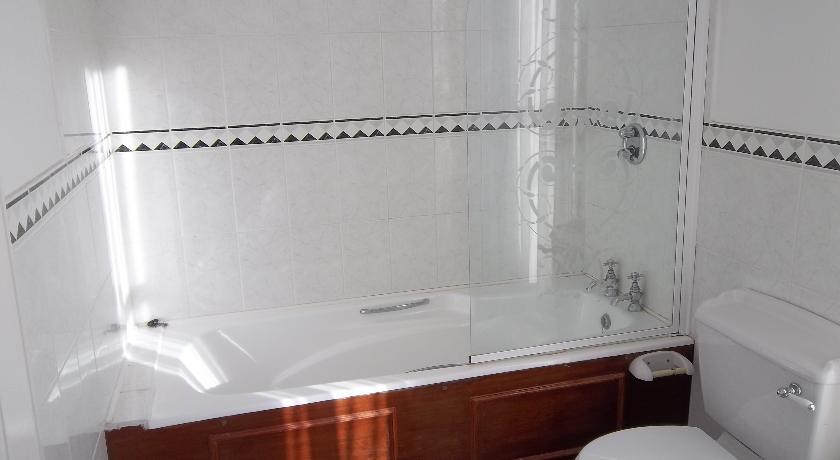 Гостевой дом Roslin Lodge