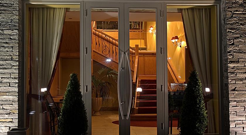 Отель Kettles Country House Hotel