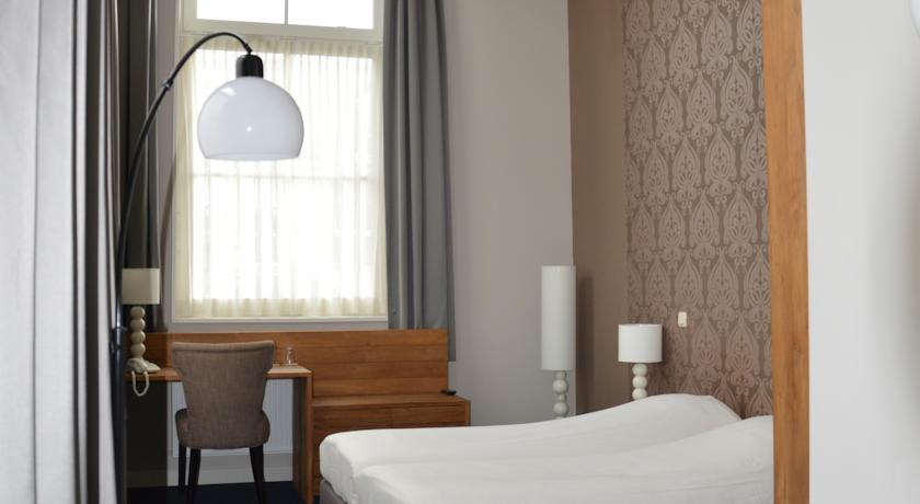 Отель Hotel Aan De Singel