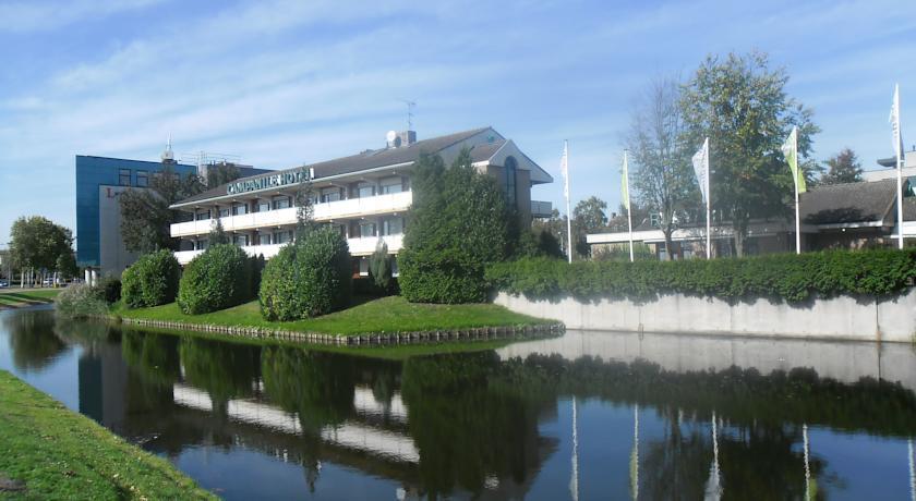 Отель Campanile Hotel & Restaurant 's Hertogenbosch