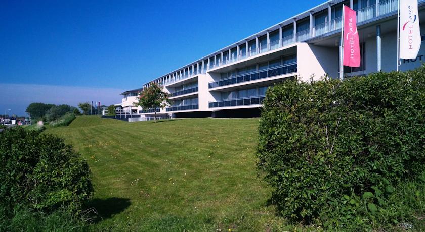 Отель Hotel ARA