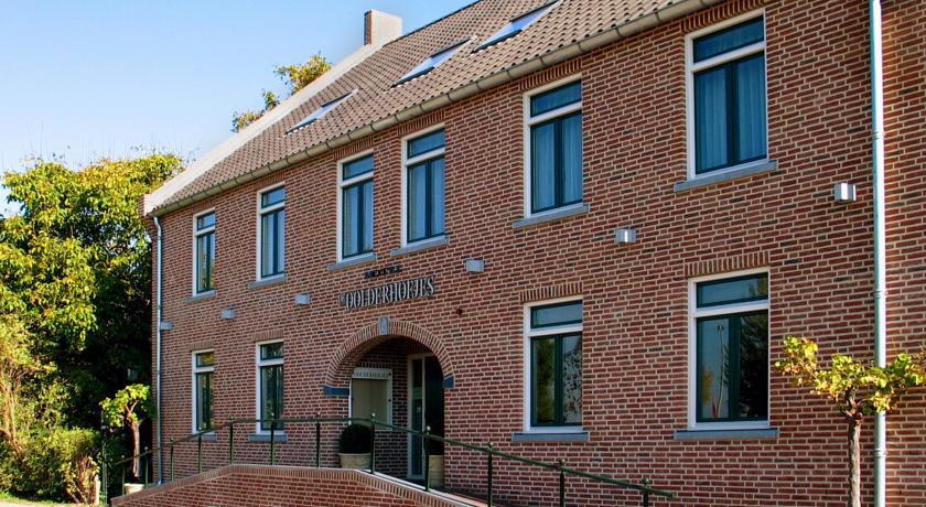 Отель Hotel de Oolderhofjes