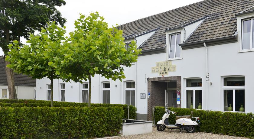 Отель Hotel Asselt