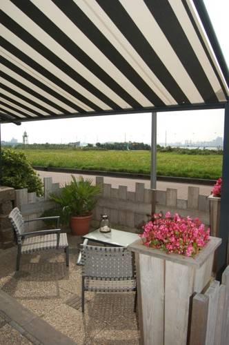 Мини-отель Gestrand Hotel Bed & Breakfast