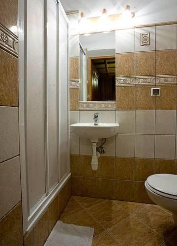 Отель Watra