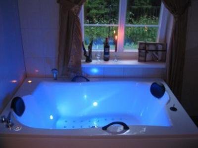 Отель Hotel Księżycowy Dworek