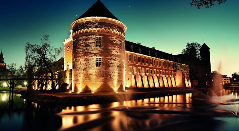 Отель Hotel Krasicki