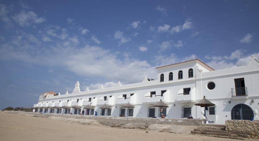 Отель Hotel Playa de la Luz