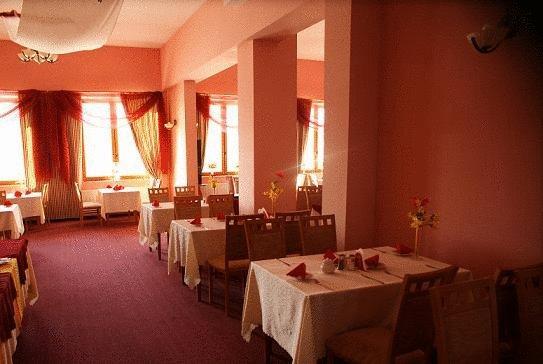 Отель Hotel Olecko