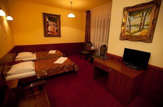 Отель Hotel Dobosz