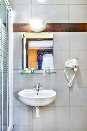 Отель Dwór Czarneckiego Wellness & SPA