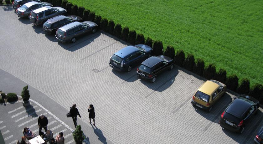 Отель Hotel Piaskowy