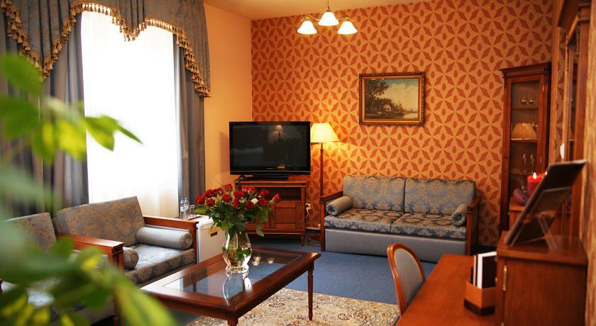 Отель Hotel Wellness & Spa Nowy Dwór