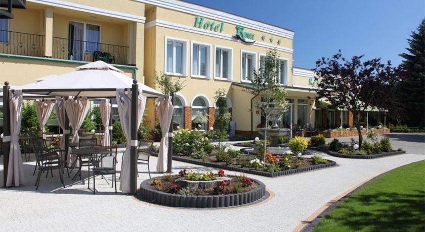 Отель Hotel Renusz