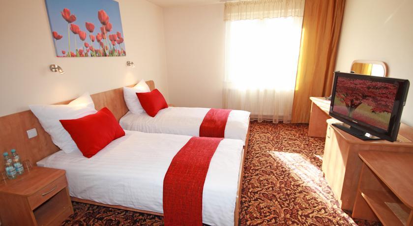 Отель Hotel Kuźnia Napoleońska