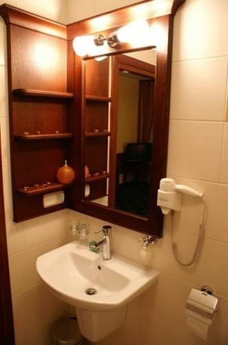 Отель Hotel Batory