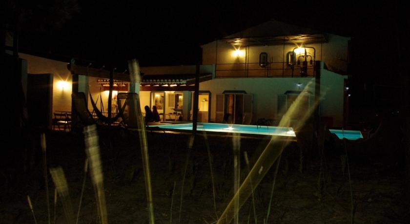 Хостел Aljezur Villas Hostel