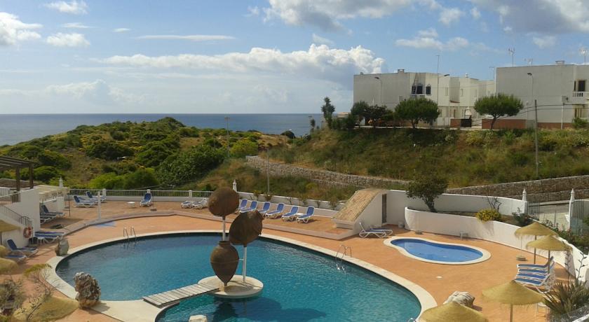 Апартаменты Apartamentos Salema Praia Club