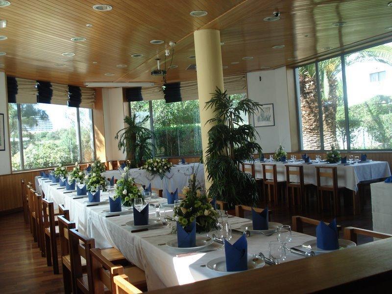 Отель Apartamentos Turistícos Clube Vilarosa