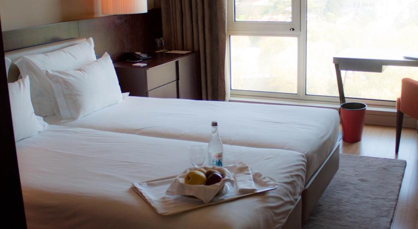 Отель WR Hotel São João da Madeira