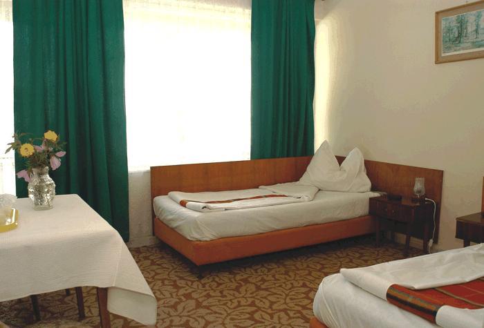 Отель Hotel Gloria