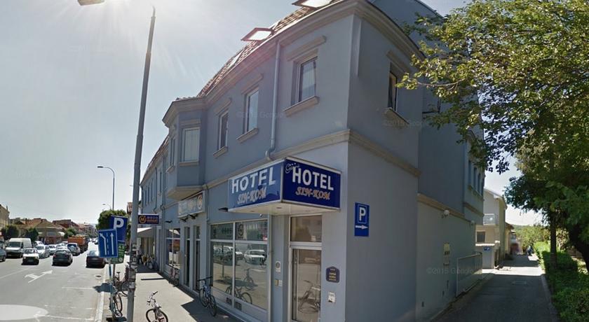 Отель Sin-Kom Hotel Garni