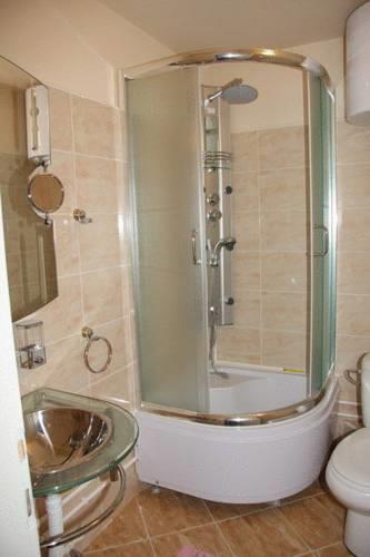 Отель Hotel Dijana-Pirot