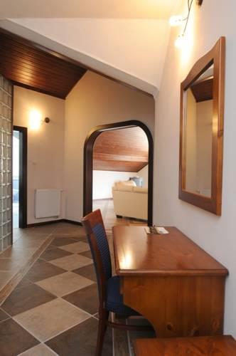 Отель Hotel Amalia