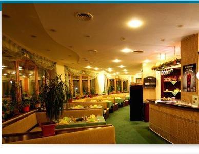 Отель Hotel Euforia