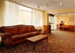 Отель Quality Inn Charlottesville