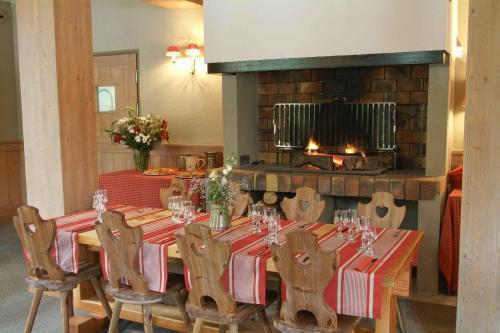 Отель Hôtel Restaurant La Tourmaline