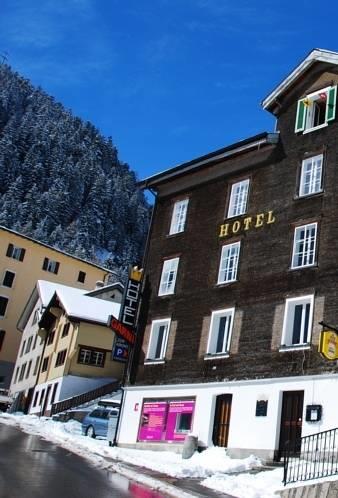 Отель Chalet Hotel Krone