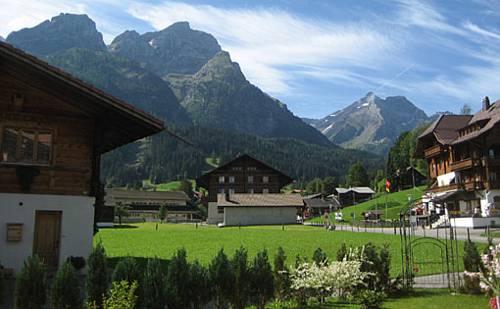 Апартаменты Chalet Clausen