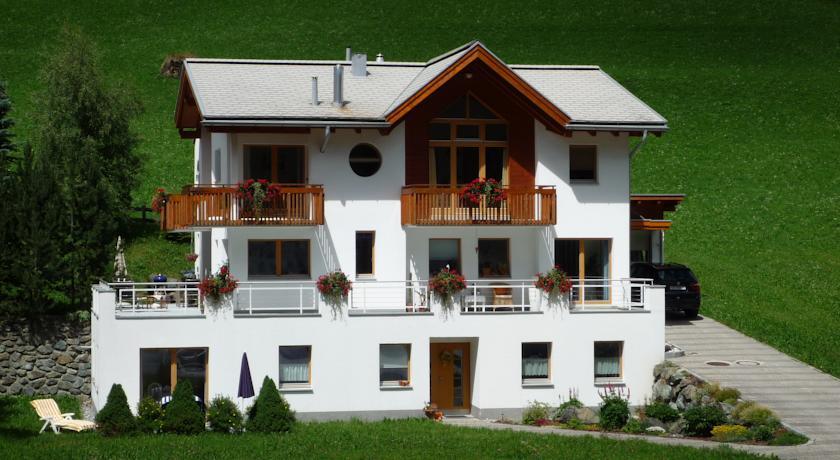 Apartment Mezpra