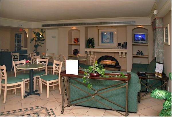 Отель La Quinta Inn Bakersfield South
