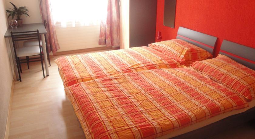 Отель Hotel Urirotstock