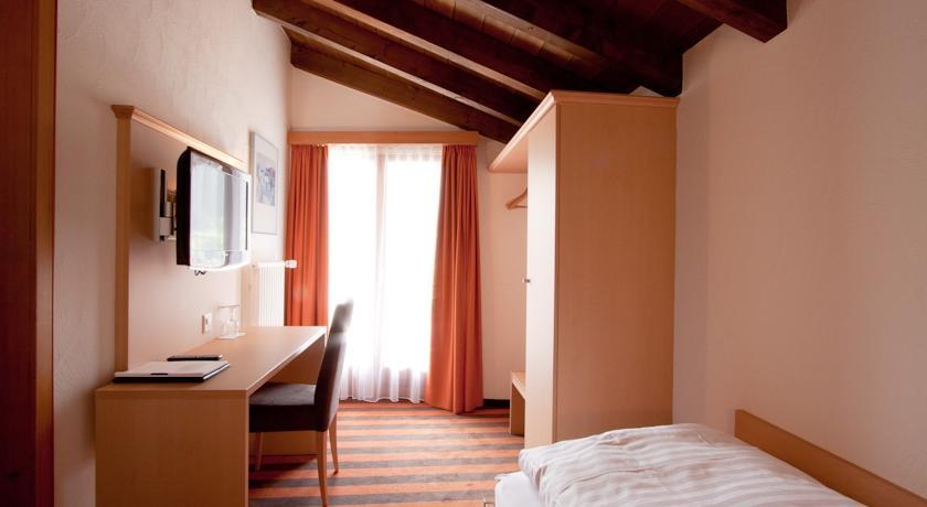 Отель Hotel Kurhaus Klosters