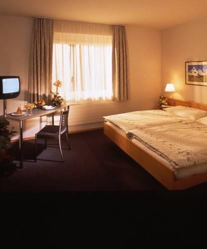 Отель Hotel Alpbach