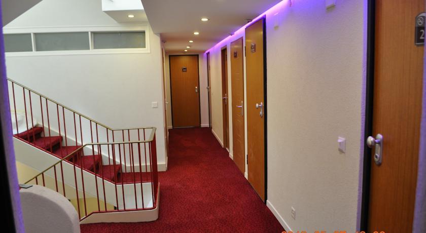 Отель Hotel de Savoie