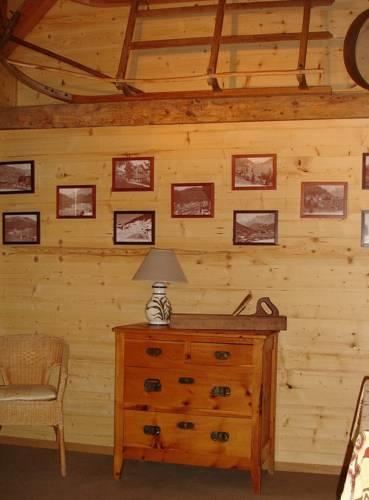 Мини-отель Chalet Suisse Bed and Breakfast