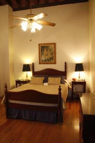 Отель Hotel Virrey De Mendoza
