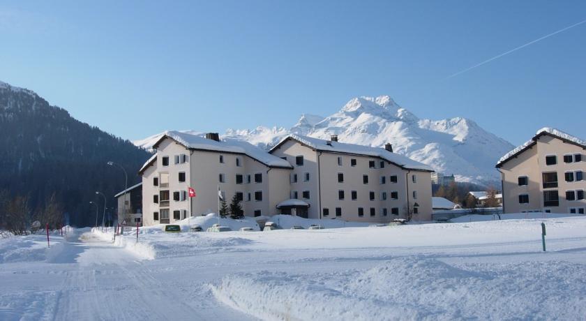 Апартаменты Residenza Lagrev