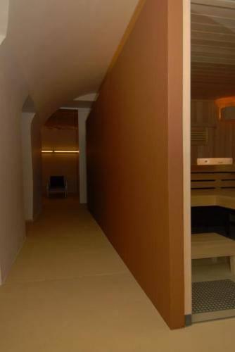 Отель Hotel Weiss Kreuz