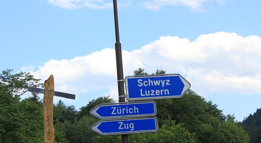 Отель Hotel zum Hirschen
