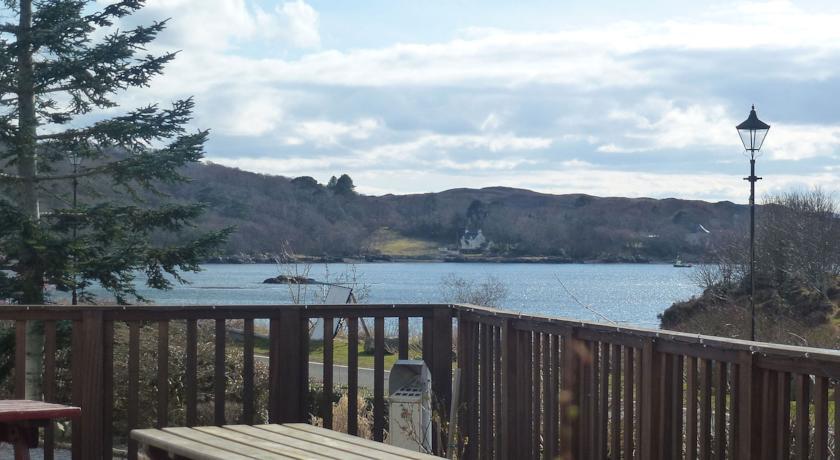 Отель Arisaig Hotel