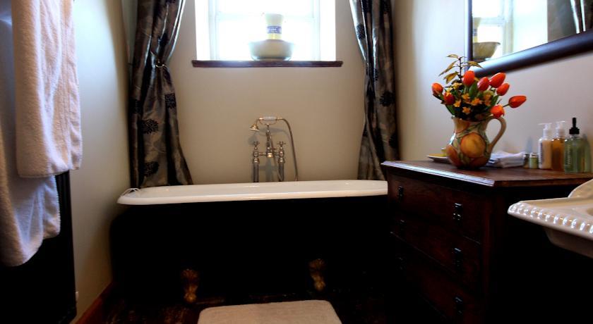 Мини-отель The Beeches Farmhouse Bed And Breakfast