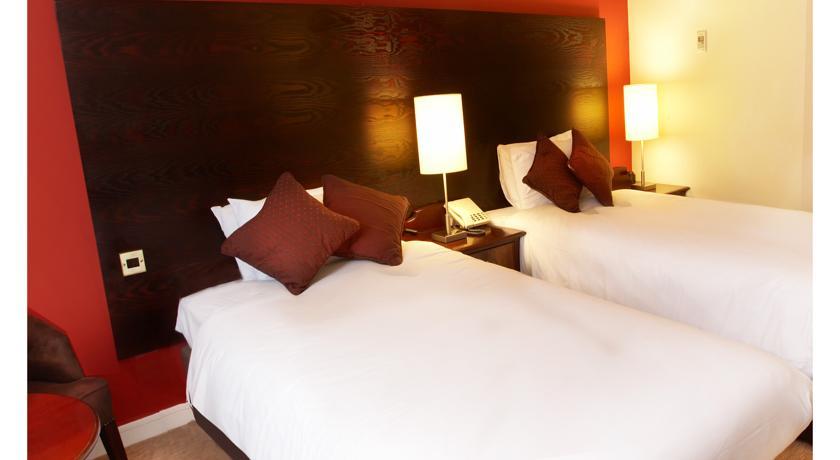 Отель Dukes Head Hotel